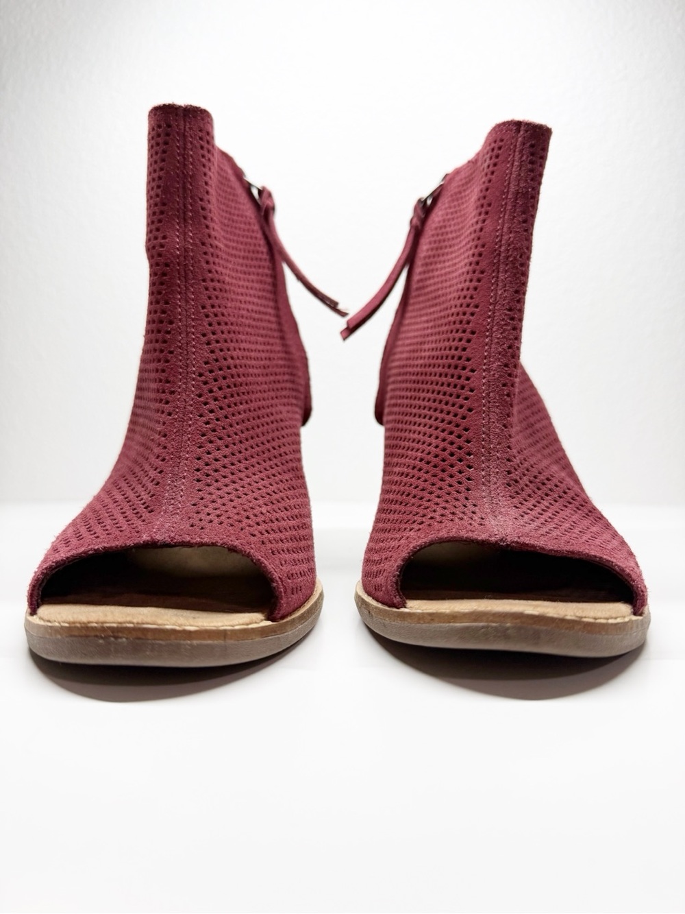 Toms Majorca Oxblood Perforated Suede Open Toe Ankle Boots - Picture 4 of 12